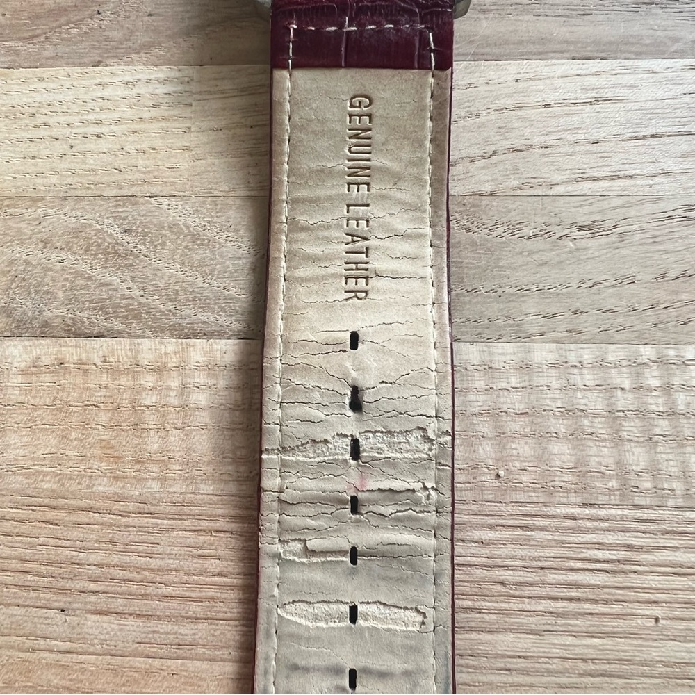 Unbranded Rectangular Red Dial Black Leather Watc… - image 3